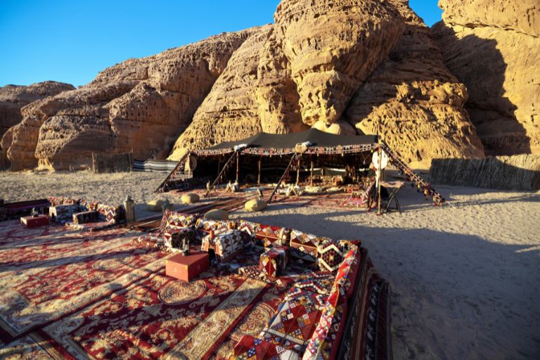 Experiencia beduina en el desierto de Arabia Saudita con Siente Arabia, viajes a medida. Foto Saudi Tourismo Authority